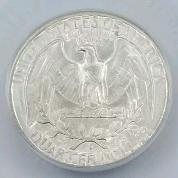 1943 D Australian 6 Pence silver coin AU+